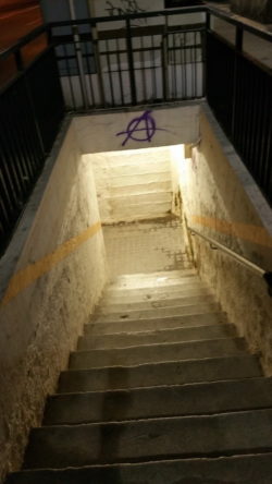 TunnelStaircase-1K